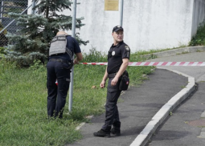 Очередной мобилизованный выбросился из здания военкомата в Харьковской области