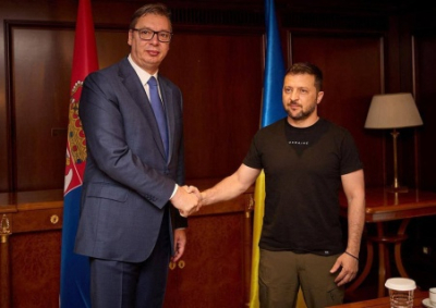 Вучич заявил о готовности помочь Украине восстановить один-два города или регион