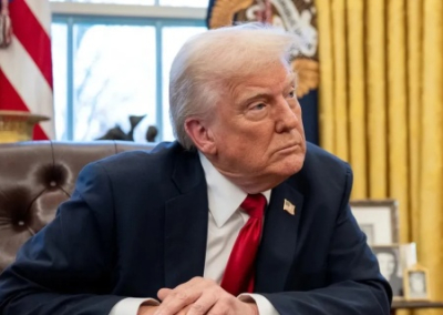 Трамп заявил, что вынудил БРИКС отказаться от политики дедолларизации