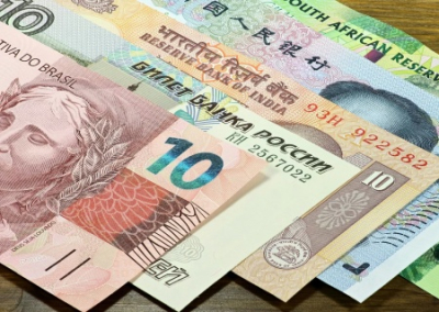 Трамп возмущен переходом БРИКС на расчеты в нацвалютах