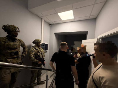 «Зеленский сошел с ума». СБУ проводит массовые обыски у сотрудников НАБУ, вменяя им госизмену за связи с Россией