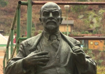 В Чехии запретили коммунизм, но легализовали марихуану