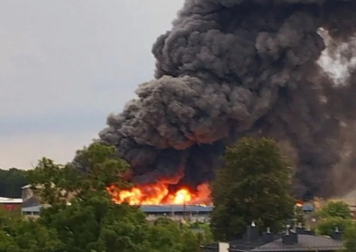 Глава МВД Польши обвинил РФ в причастности к пожарам на двух местных предприятиях