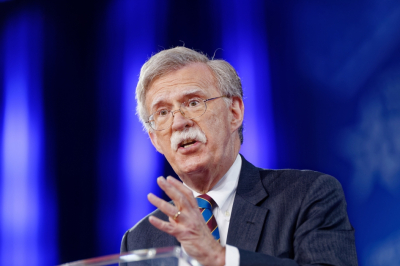 Болтон: Трамп откажется от поддержки Украины, если его ультиматум Москве не сработает