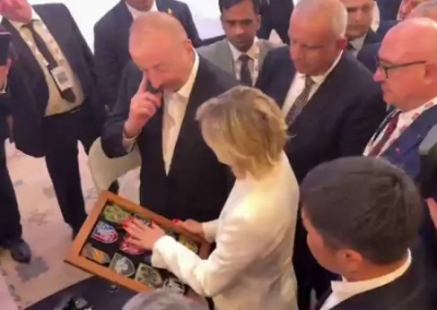 В азербайджанском форуме в Карабахе приняли участие двое россиян. Что говорят об антироссийских действиях Алиева?