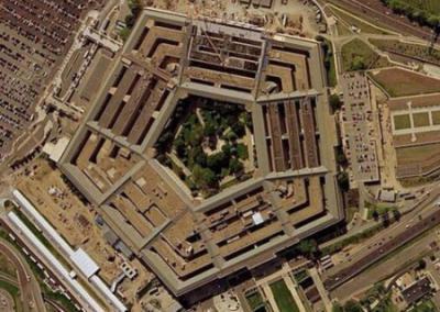 Экс-сотрудник Пентагона призвал украинские власти изолировать Зеленского и объединиться для переговоров с Россией