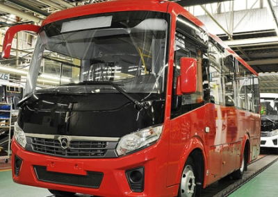 На Павловском автобусном заводе назвали краткую остановку производства плановым отпуском