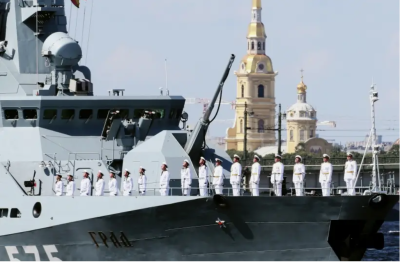 В Петербурге отменен главный военно-морской парад