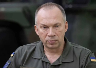 Что дозволено Юпитеру — не дозволено быку: Сырский оплатил родителям лечение в Москве