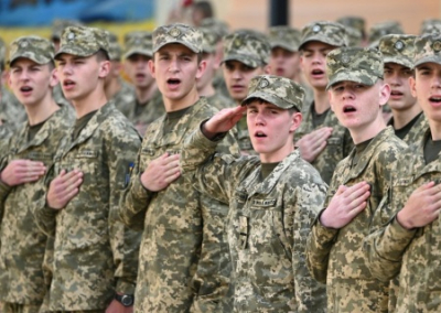 Мосийчук: Зеленский отомстит за протесты объявлением мобилизации с 18 лет и запретом на выезд из страны с 16-ти