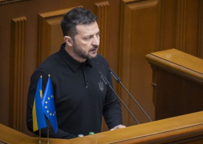 Дмитрук: Зеленский собственноручно выкопал себе яму, из которой не выберется