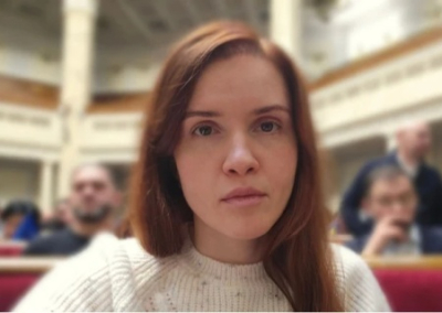 Безуглую хотят отстранить от заседаний Верховной рады за антисоциальное поведение и нарушение регламента