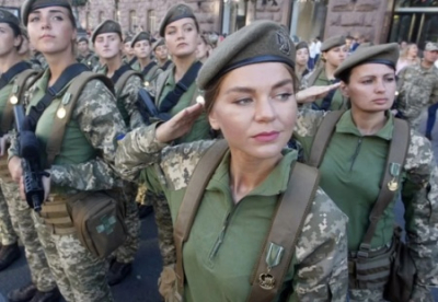 Украинские медколледжи и ВУЗы обязали подавать в ТЦК списки своих выпускниц-медиков