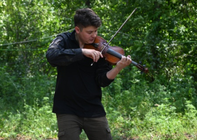 СВОи люди. Играя Баха под звуки «бабаха»