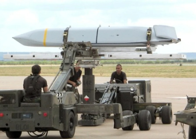 Украина потребовала от США и Евросоюза немедленно предоставить дальнобойные ракеты