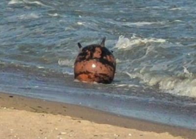 Трое отдыхающих подорвались на минах ВСУ на одесских пляжах: один в Каролино-Бугазе, двое — в Затоке