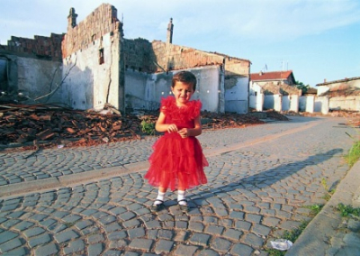 Двойные стандарты: США чужих детей эвакуирует, Россия — похищает