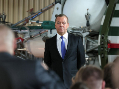 Медведев: РФ как правопреемница СССР может ветировать вступление Австрии в НАТО