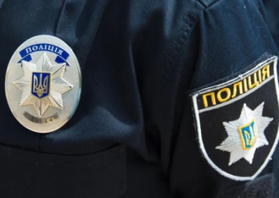 В Харькове на 5 лет осудили полицейского за спасение друга от мобилизации