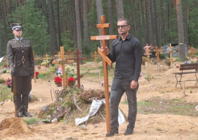 Погибшего в ЛНР латвийского наёмника ВСУ похоронили на родине с почестями как национального героя