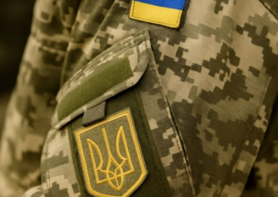 В Днепропетровске сотрудник ТЦК открыл огонь, в Полтаве залили газом женщину