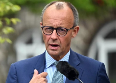 Мерц надеется на очень долгую войну на Украине и намерен вооружаться