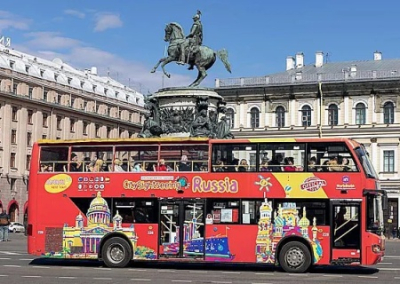 Латвия намерена запретить экскурсионные автобусы в Россию и Белоруссию