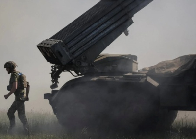 Охват покровско-мирноградской агломерации идёт полным ходом. Войска РФ уже заходят в город Родинское