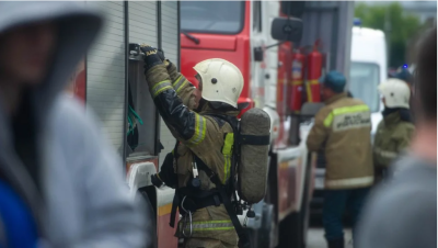 Украинские дроны вновь атаковали территорию РФ:  приостановлено движение поездов, пожар на НПЗ, поврежден объект энергетики