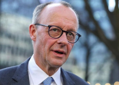 Мерц пригрозил России новыми санкциями, если Путин не встретится с Зеленским