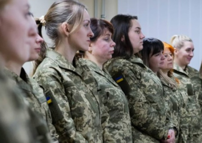 Женщин-уклонисток с медобразованием объявят в розыск и оштрафуют за неявку в ТЦК