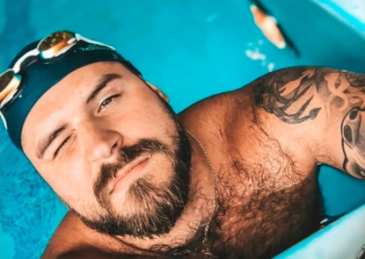 Поиски пропавшего при заплыве в Босфоре российского пловца Свечникова продолжаются