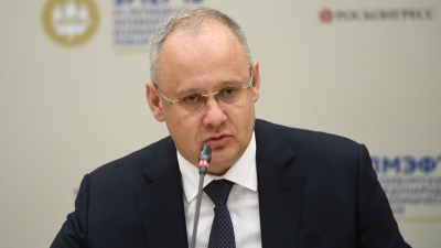 «Такая у них демократия». BND снимала с рейсов немцев, которые ехали на ПМЭФ