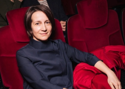 Дочери драматурга Ворожбит отказали в общежитии львовского университета из-за поддержки ЛГБТ