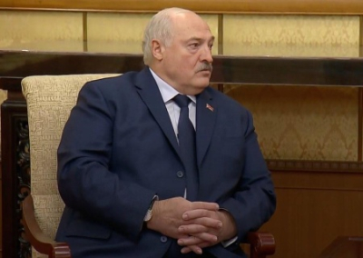 Лукашенко пригрозил Зеленскому потерей всей Украины, если он не остановится