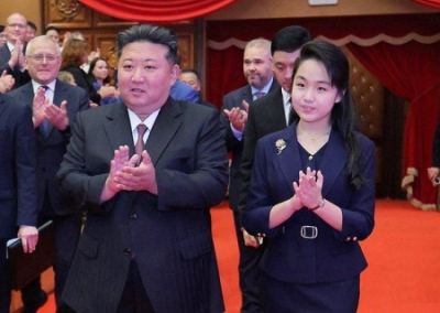 Лидер КНДР вывел в свет свою дочь. Зачем он это сделал?