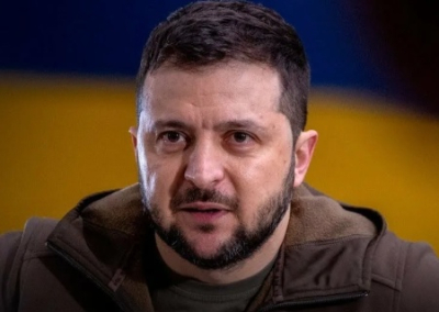 Зеленский потребовал выделить почти 4 миллиарда гривен на зомбирование украинцев