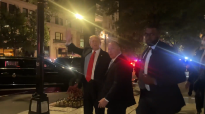 «Помахал рукой». В Польше раздосадованы отсутствием интереса Трампа к вторжению беспилотников в польское воздушное пространство