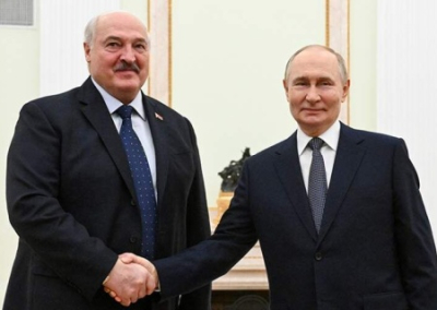 Лукашенко обсудил с Путиным вопрос выживания «в это сложное время»