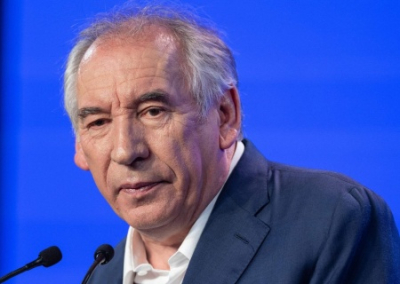 Францию ждут политические потрясения после отставки премьера Франсуа Байру