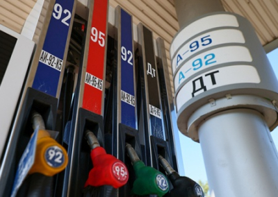 Очереди на АЗС в ЛНР стали меньше, но топливный кризис продолжается