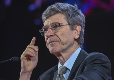 Сакс: Макрон признал вину НАТО в войне на Украине