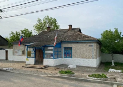 Жители крымского села просят власти отремонтировать памятник погибшим героям Великой отечественной войны. Пока без результата