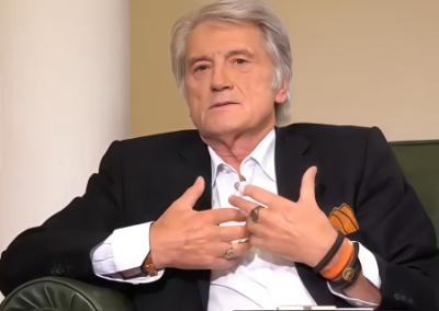 Ющенко призвал украинцев брать пример со спартанцев и идти на Москву