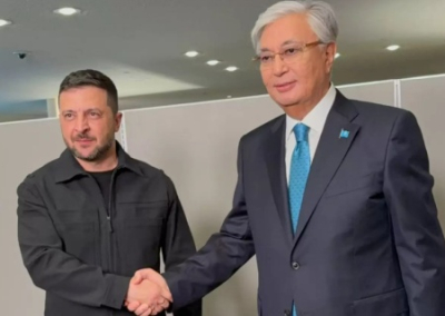 Зеленский готовит почву для встречи с Трампом и ищет посредников в Казахстане