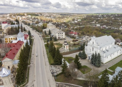 В Винницкой области 23-летний учитель зарезал двух старшеклассников