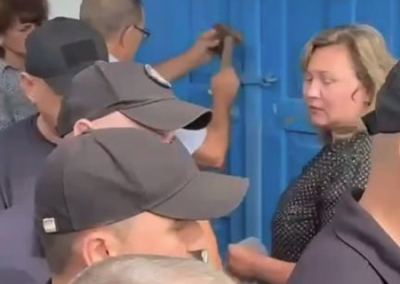 «Их не нужно жалеть!». В Житомирской области «архиепископ» ПЦУ возглавил рейдерский захват храма УПЦ