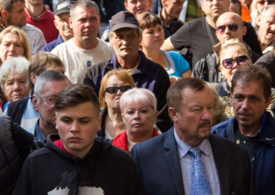 На Украине официально зарегистрировано 28,7 млн человек