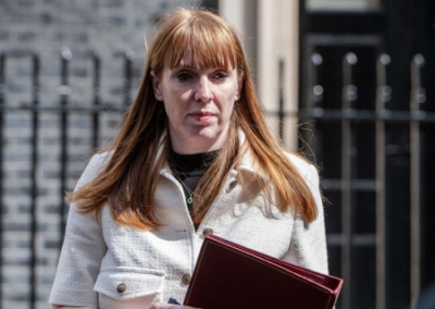 Стармер «перетасовал» Кабмин после скандала с вице-премьером