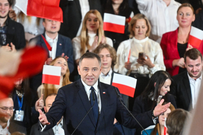 В среде поляков рекордный всплеск ненависти к украинцам. На Украине звучат жалобы на выдавливание сограждан из Польши